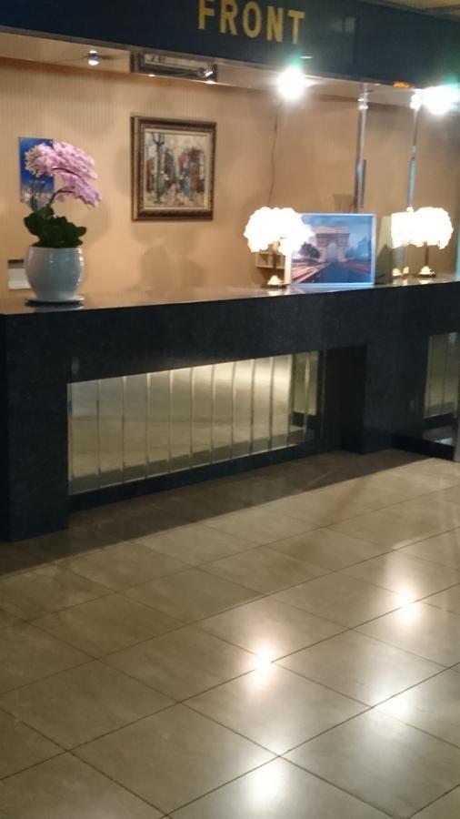 Hotel Loire (Adults Only) Osaka Bagian luar foto